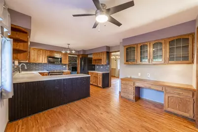 842 N 400 E, Valparaiso, IN 46383 - Photo 6