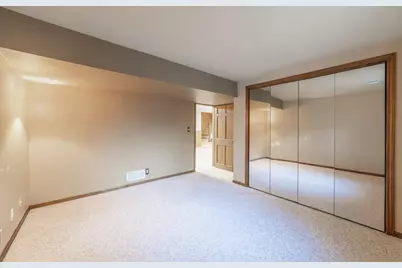 842 N 400 E, Valparaiso, IN 46383 - Photo 24