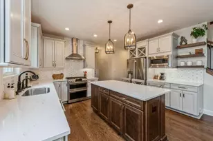 1114 Barrington Ct, Schererville, IN 46375 - Photo 6