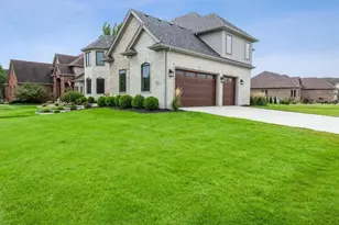 1114 Barrington Ct, Schererville, IN 46375 - Photo 2