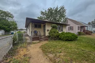 6844 Ridgeland Ave, Hammond, IN 46324 - Photo 2