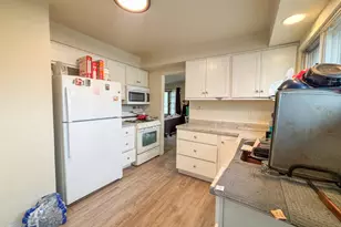 6844 Ridgeland Ave, Hammond, IN 46324 - Photo 8