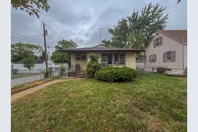 6844 Ridgeland Avenue, Hammond, IN 46324 - Photo 1