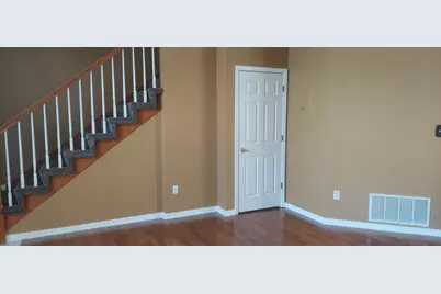 2912 Cambridge Way #2912, Highland, IN 46322 - Photo 4