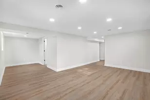 3254 W 74th Ct, Merrillville, IN 46410 - Photo 24