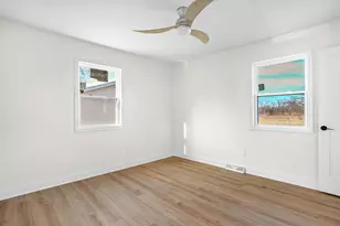 3254 W 74th Ct, Merrillville, IN 46410 - Photo 20