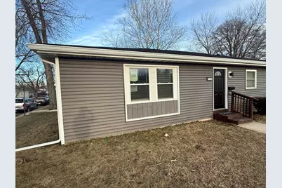 103 Michigan Street, Chesterton, IN 46304 - Photo 2