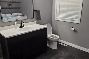 103 Michigan St, Chesterton, IN 46304 - Photo 26