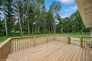 9102 W Valley Ct, Michigan City, IN 46360 - Photo 22