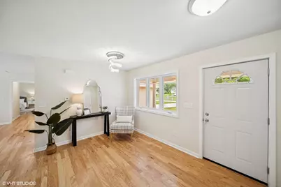 9102 W Valley Court, Michigan City, IN 46360 - Photo 2