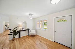 9102 W Valley Ct, Michigan City, IN 46360 - Photo 2