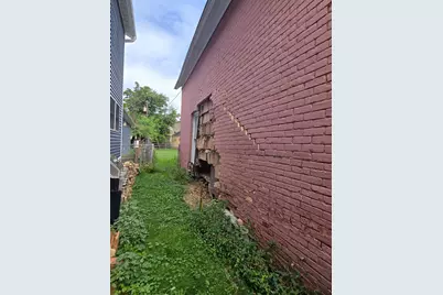 1026 Lillian Street, Hobart, IN 46342 - Photo 4