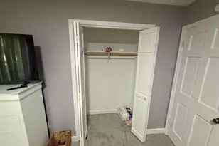 710 Knoxbury Dr, Schererville, IN 46375 - Photo 8