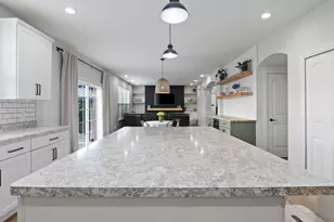 10148 Sentry Dr, Saint John, IN 46373 - Photo 16