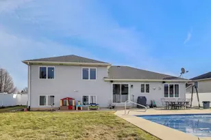 6926 Hawk Dr, Schererville, IN 46375 - Photo 34