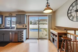 6926 Hawk Dr, Schererville, IN 46375 - Photo 16