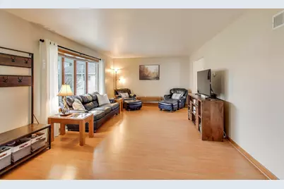 6926 Hawk Drive, Schererville, IN 46375 - Photo 6