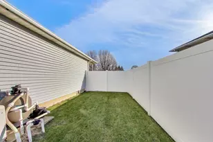 6926 Hawk Dr, Schererville, IN 46375 - Photo 44