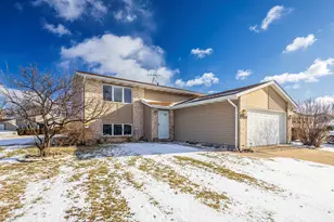 9931 Tyler St, Crown Point, IN 46307 - Photo 2