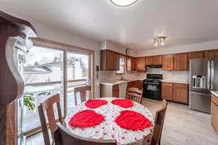 9931 Tyler St, Crown Point, IN 46307 - Photo 8