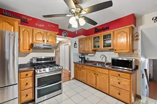 2400 W 59th Pl, Merrillville, IN 46410 - Photo 6
