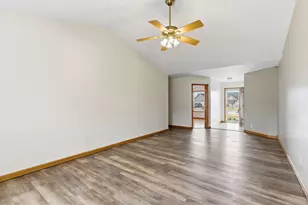 11869 Salyer Dr, Wheatfield, IN 46392 - Photo 4