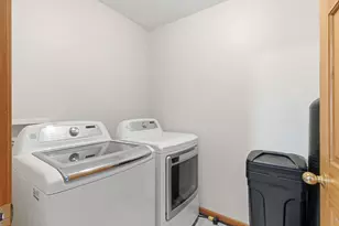 11869 Salyer Dr, Wheatfield, IN 46392 - Photo 20