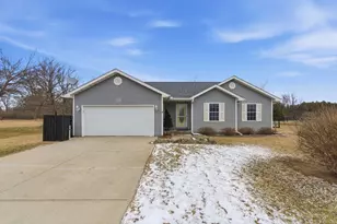11869 Salyer Dr, Wheatfield, IN 46392 - Photo 2