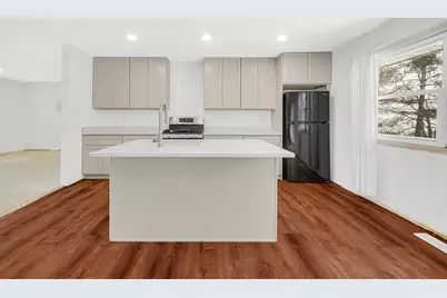 7210 E 97th Avenue, Crown Point, IN 46307 - Photo 6