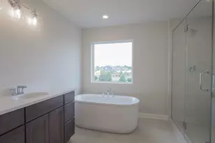 1861 Trailbrook Dr, Valparaiso, IN 46385 - Photo 28