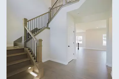 1861 Trailbrook Drive, Valparaiso, IN 46385 - Photo 2