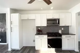 6639 New Hampshire Ave, Hammond, IN 46323 - Photo 10