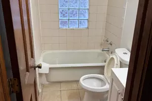 346 Richard Gordon Hatcher Blvd, Gary, IN 46404 - Photo 8