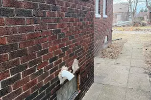 346 Richard Gordon Hatcher Blvd, Gary, IN 46404 - Photo 2