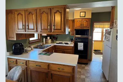 9844 N US Highway 231, Demotte, IN 46310 - Photo 14