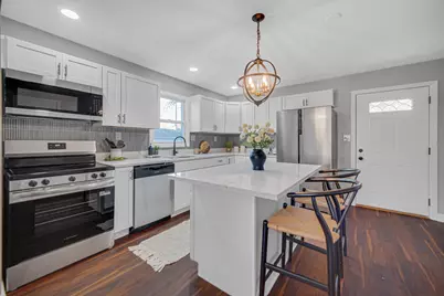 7120 Montana Avenue, Hammond, IN 46323 - Photo 6