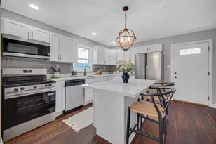 7120 Montana Ave, Hammond, IN 46323 - Photo 6