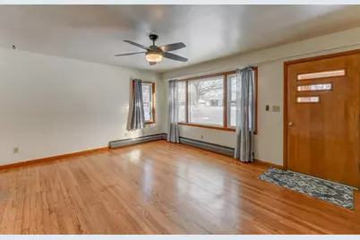 9046 Kleinman Road, Highland, IN 46322 - Photo 4