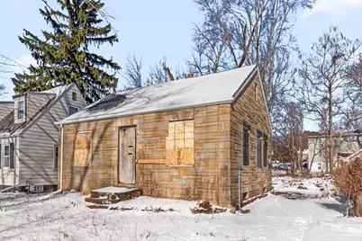 908 E 43rd Place, Gary, IN 46409 - Photo 1