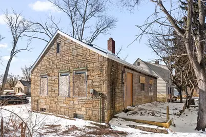 908 E 43rd Place, Gary, IN 46409 - Photo 2