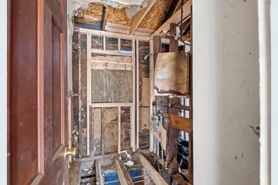 908 E 43rd Place, Gary, IN 46409 - Photo 8