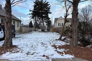 4208 Hohman Ave, Hammond, IN 46327 - Photo 1