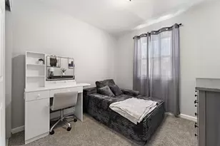 711 Juniper Rd, Valparaiso, IN 46385 - Photo 12