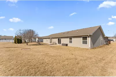 4401 W 73rd Court, Merrillville, IN 46410 - Photo 26