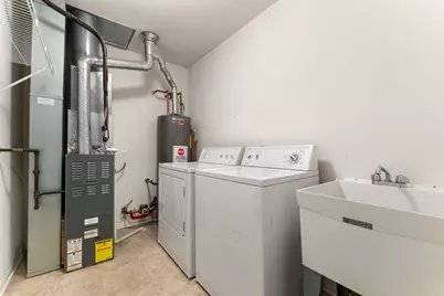 4401 W 73rd Court, Merrillville, IN 46410 - Photo 10