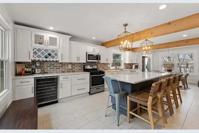 1011 Woodland Court, Crown Point, IN 46307 - Photo 8