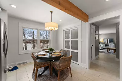 1011 Woodland Court, Crown Point, IN 46307 - Photo 10