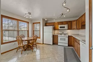 401 S Sutton Ave, Kouts, IN 46347 - Photo 10