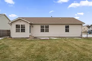 401 S Sutton Ave, Kouts, IN 46347 - Photo 32