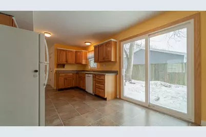 726 Fremont Road, Valparaiso, IN 46385 - Photo 6